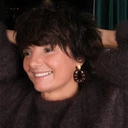 Pozłacane owalne kolczyki z burgundowymi akcentami. CHATEAU BORDEAUX