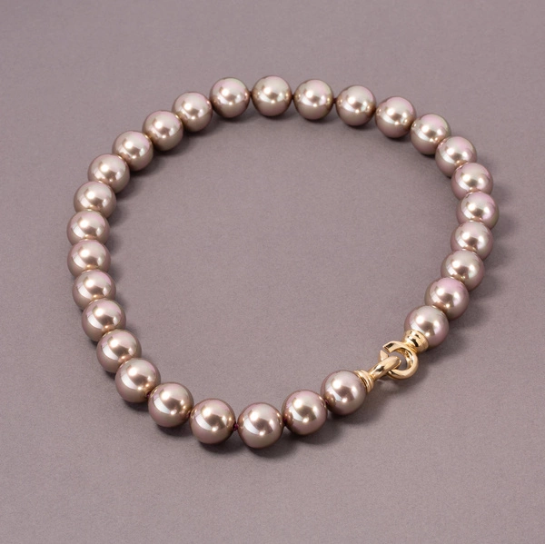 Naszyjnik ze szklanych pereł Majorka w kolorze mokka. WIECZÓR W MILANO