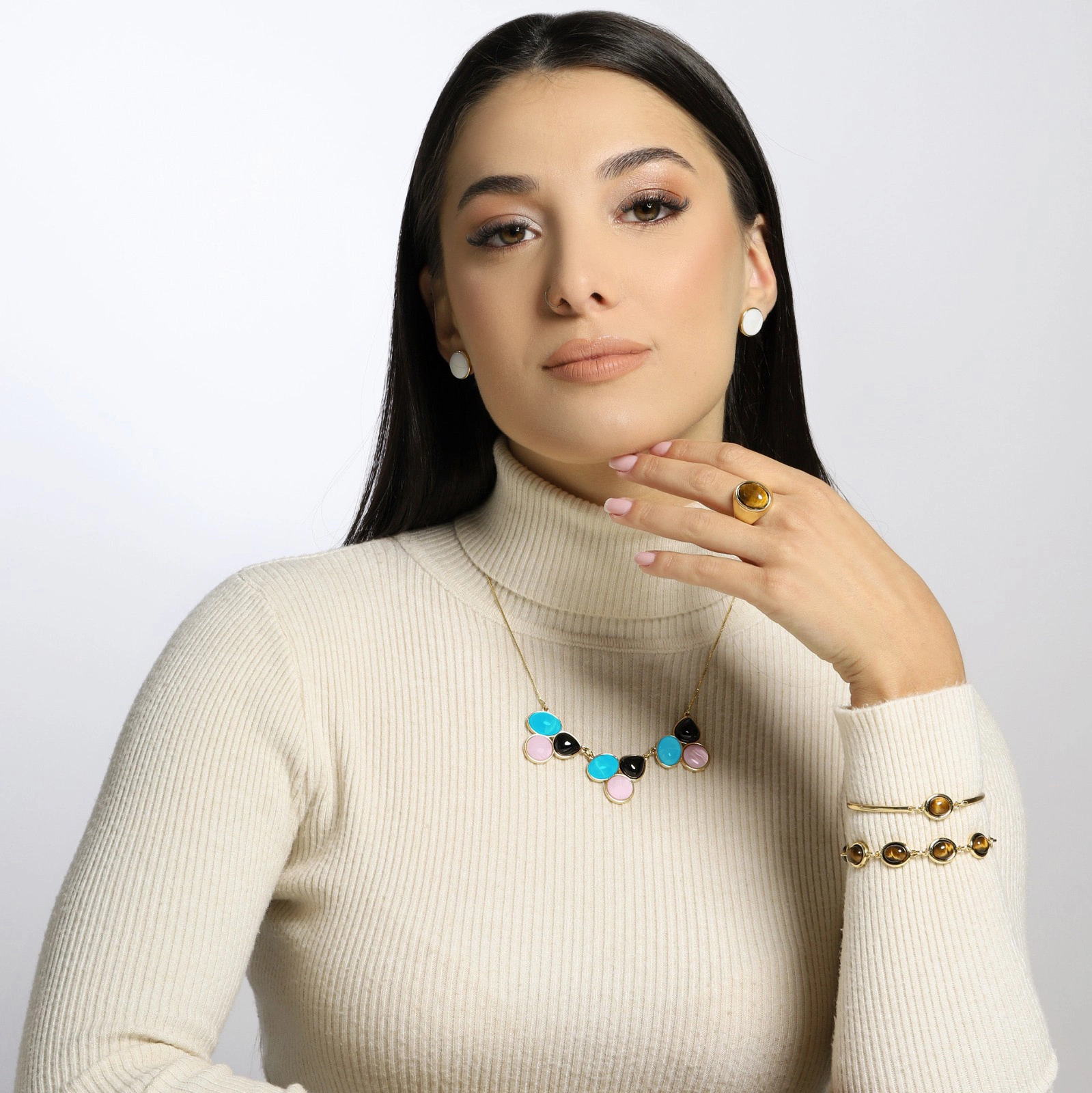 Złocony naszyjnik z kwarcami, agatami i obsydianami. W ZGODZIE ZE SOBĄ