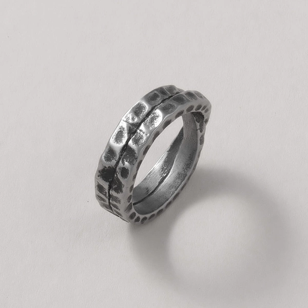 Obrączka męska ze stali szlachetnej satynowanej. ODWAGA