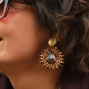 Złocone kolczyki w kształcie kroplli z brązowym kwarcem. LIKIER MIŁOŚCI