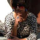 Złocony wisior z emaliowaną na granat i brąz zawieszką. GIULIA