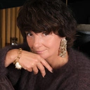 Złocone kolczyki w formie wiszących pnączy kwiatów. DESZCZ KWIATÓW