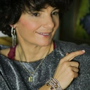 Skórzana bransoletka z okrągłymi zawieszkami. ŻYJĘ 