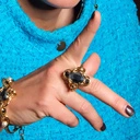 Złocona bransoletka z białymi perłami i kryształami. FRANCUSKIE SŁODKOŚCI