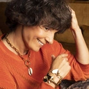 Bransoletka łańcuch z białym sercem i perełkami. SÃO PAULO