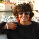 Sztywna bransoletka w formie kwadratu z beżowego akrylu. BEŻ SZANS