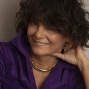 Duży mosiężny pierścionek z jasnym kryształem. LONG ISLAND