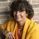 Drobne kolczyki z pozłacanymi kulkami i perłami. UROCZE KÓŁECZKA