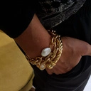 Bransoletka na łańcuchu z perłą. DOSKONAŁA NIEDOSKONAŁOŚĆ