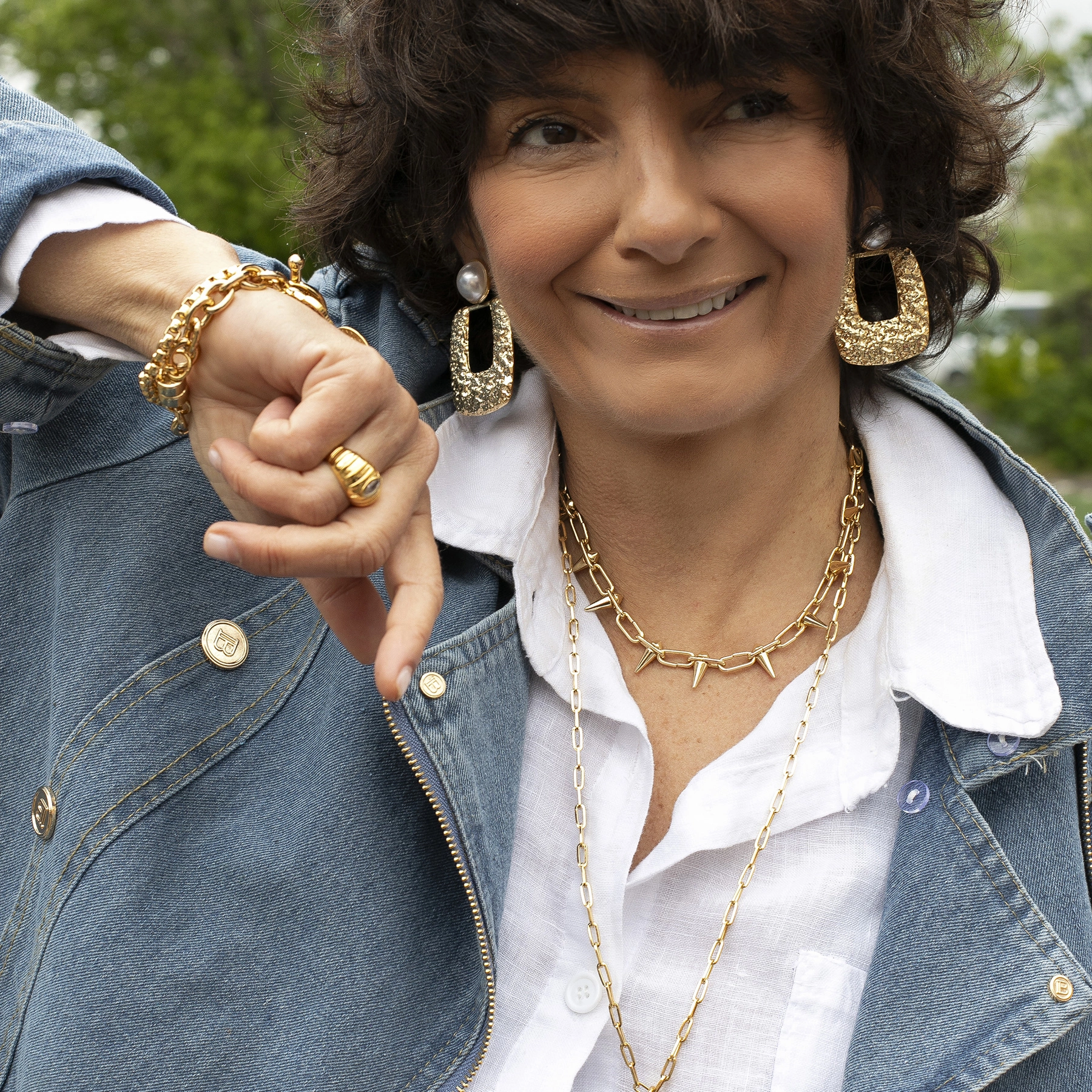 Złocona bransoletka łańcuch z sercem z motywem gołębicy. SERCE NA DŁONI