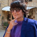 Bransoleta w srebrze z białymi i niebieskimi kryształkami. JESTEM NIEZALEŻNA