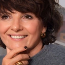 Złocony pierścionek w emalii w tonacji burgundu. JĘZYKI OGNIA