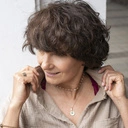 Krótki wisiorek na łańcuszku z zawieszką koniczynką. SZCZĘŚCIE