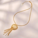 Złocony naszyjnik z ażurowym dekorem z kaskadą łańcuszków. BON AŻUR