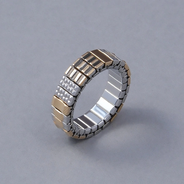 Wąski pierścionek z częściowo pozłacanych ogniw ze stali. SZKLANY DOM