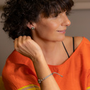 DE COLOR DIAMANTE GRIS. Pendientes tachuelas