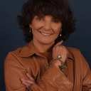 Kolczyki kokardki z drobnymi perełkami. UROCZE KOKARDKI