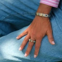 Bransoletka z inkrustowanych i pozłacanych ogniw ze stali. RUE DE RIVOLI