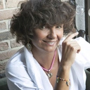 Bransoletka z koralików z kolorowymi zawieszkami. PROSTO Z MORZA