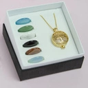 Złocony wisiorek z drzewem i 7 wymiennymi kamieniami. SZCZĘŚLIWA LICZBA