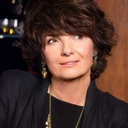 Złocony naszyjnik z kaskadą łańcuszków z perłami. FELICITA