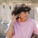 Naszyjnik z łańcuszka ozdobiony cyrkoniami. LEKKI