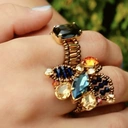 Pierścionek z pozłacanych koralików z szarym kryształem. NOC