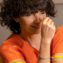 DE COLOR DIAMANTE GRIS. Pendientes tachuelas