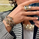 Regulowany pierścień z ciemnoszarym kryształkiem. MAM TO COŚ