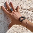 Pozłacana bransoletka z diamentowymi łańcuszkami. SPACER PO WINNICY