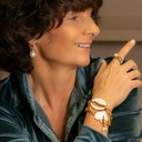 Bransoletka łańcuch z białym sercem i perełkami. SÃO PAULO