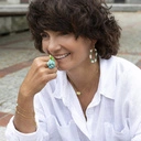 Pozłacany wisiorek z zawieszką trójzębem z cyrkoniami. CODZIENNE RYTUAŁY