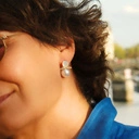 Pozłacane kolczyki z perłą, masą perłową i cyrkoniami. KROPLE MGŁY