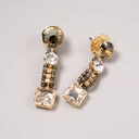 Pozłacane kolczyki wiszące z kryształkami i koralikami. RAMAYA