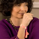 Złoty wisiorek na łańcuszku z zawieszką z literką P.  P - PIĘKNA