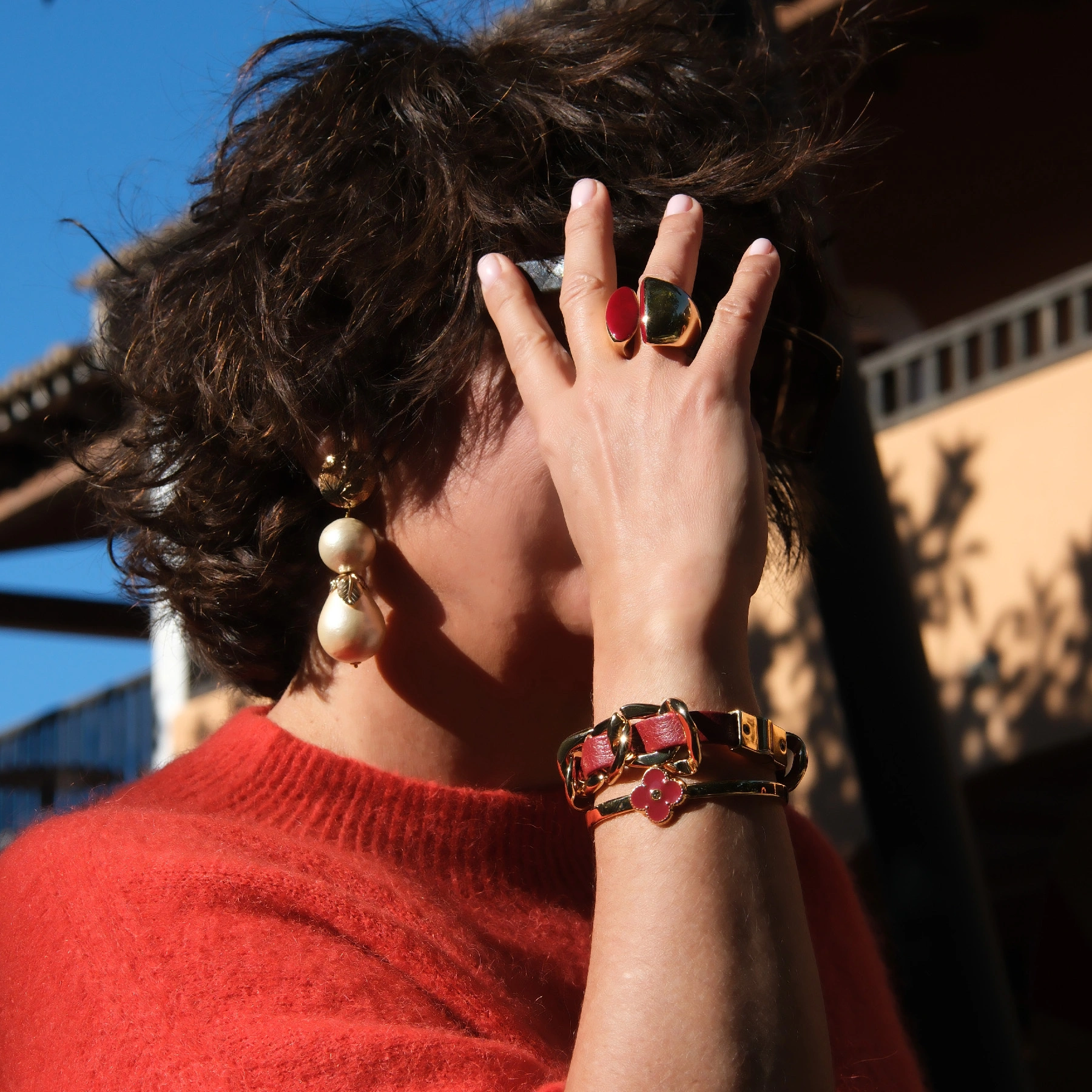 Złocony pierścionek w emalii w tonacji cabernet. ROZPALONE DUSZE