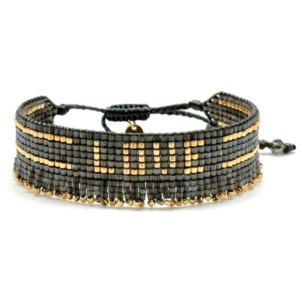 Bransoletka z szarych paciorków Miyuki ze złotym napisem. SŁOŃCE MÓWI LOVE