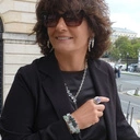 Posrebrzany pierścionek z fioletowym kryształem. KSIAŻĘCY