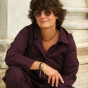 Bransoletka w formie korony tkana z czarnych paciorków Miyuki. POLA NEGRI