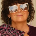 Pozłacane kolczyki półkola i patyczki z kryształkami. BALETNICE