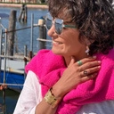 Złoty regulowany pierścionek pokryty zieloną oksydą. ZWINIĘTY LIŚĆ