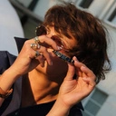 Szeroki pozłacany pierścionek wysadzany cyrkoniami. CASINO ROYAL