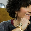 Długi pozłacany naszyjnik z kolorowymi cyrkoniami. CUKIERKI