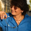 Złocony naszyjnik na łańcuchu z dekorami z masy perłowej. SŁOŃCE W OBŁOKACH