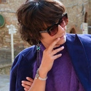 Bransoleta w srebrze z białymi i niebieskimi kryształkami. JESTEM NIEZALEŻNA