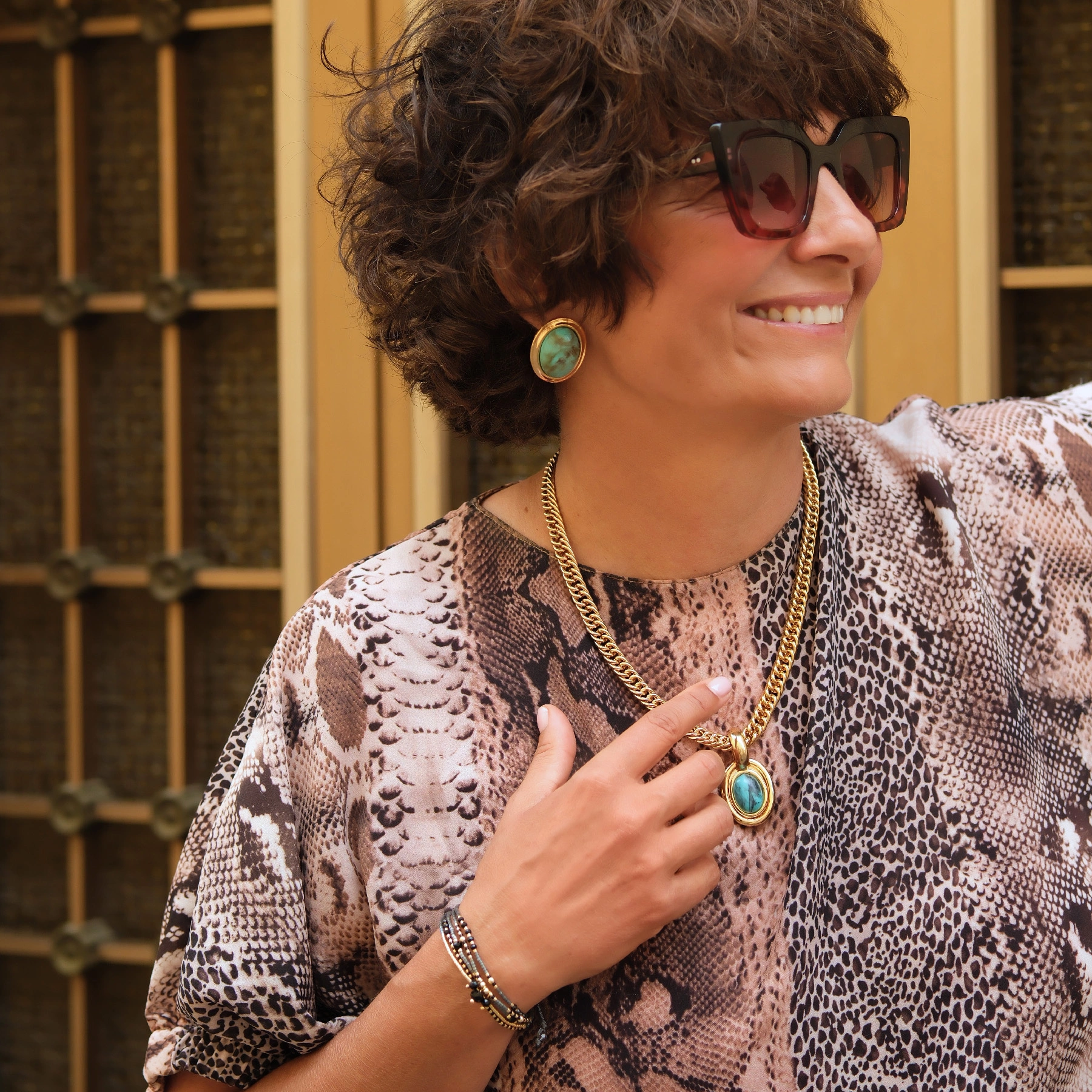 Pięciorzędowa bransoletka z koralików Miyuki i kryształków. TRIO NEGRO