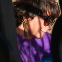 Zwiewne kolczyki z kryształami w czerni, błękicie i szampanie. KOBIETY KOMETY