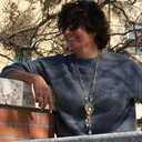 Złocony naszyjnik na łańcuchu z ażurowym dekorem i perłami. PRZEJRZYSTE NIEBO