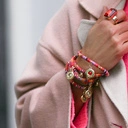 Bransoletka z kolorowej liny z rubinowymi kryształamii. ORIENTUJ SIĘ